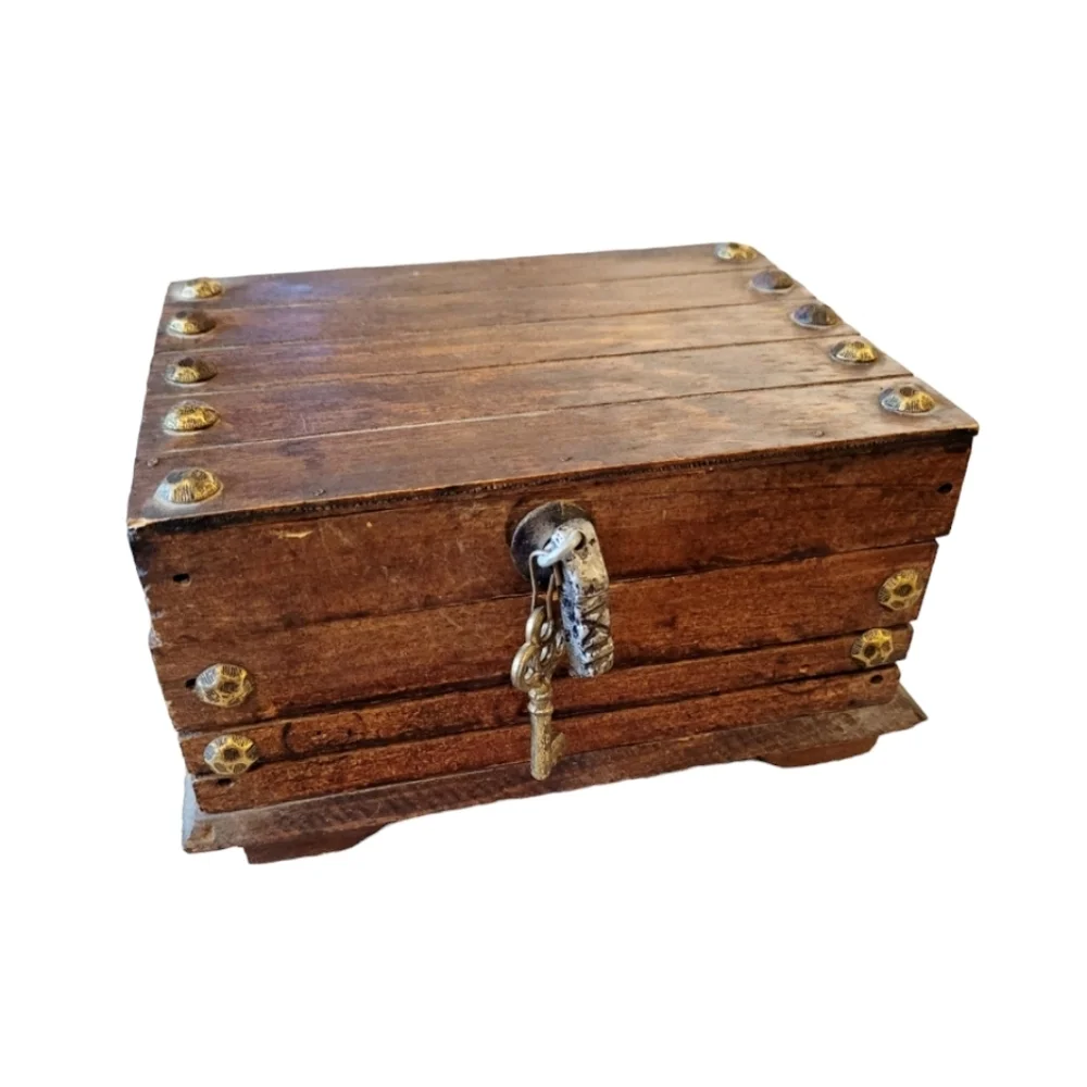 Vintage Wooden Jewelry Trinket Chest Made in Mexico